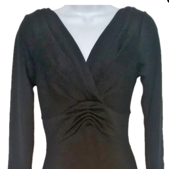 Banana Republic Dresses & Skirts - Banana Republic Black Knee Length 433644-00